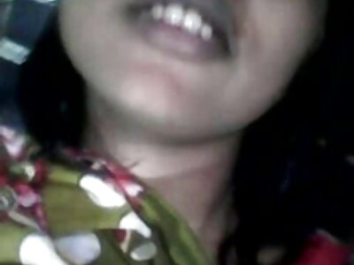 Sativa روز کے لیے DP کے ساتھ آؤٹ ڈور تھریسم